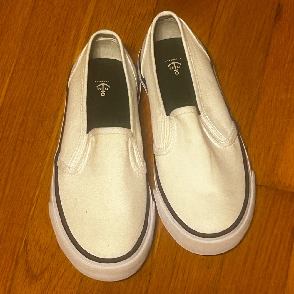 Brand New Lands End Kids White Canvas Slip-On Shoes Navy Trim Size 2